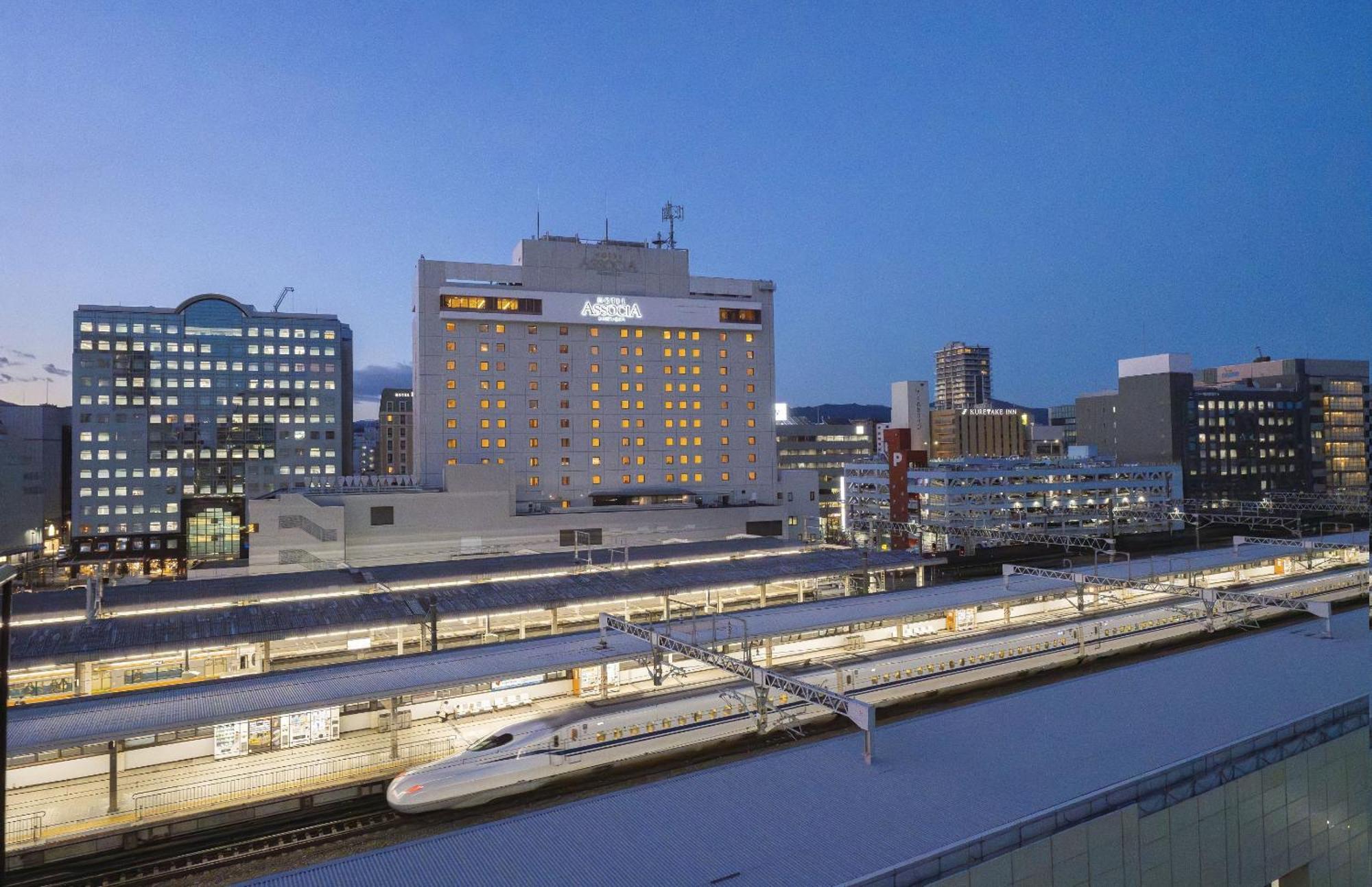 Hotel Associa Shizuoka Exterior foto Shinkansen platforms